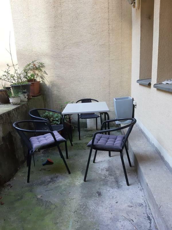 Pleasant Apartment Under The Bratislava Castle Exterior foto